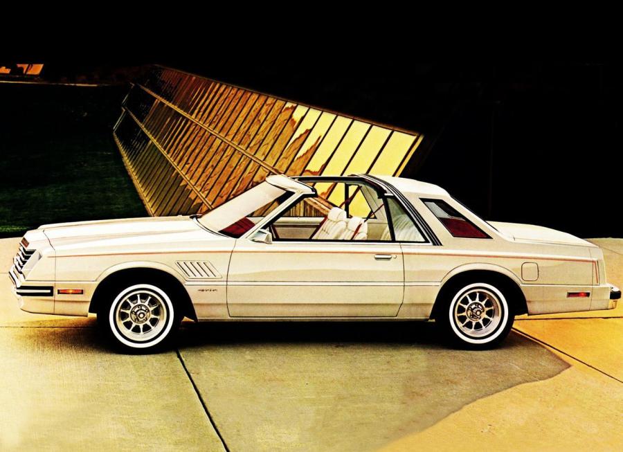  Dodge Mirada 1982 года  (фото 3 из 6)